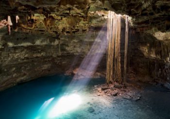 Экспедиция дайверов в Mayan Blue Cenote в Мексике