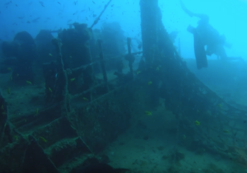 Погружение к затонувшему судну Kudhimaa Wreck , Мальдивы